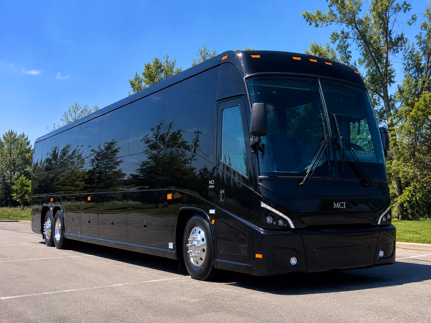shuttle your wedding guests between bethlehem hotels and your venue with ease